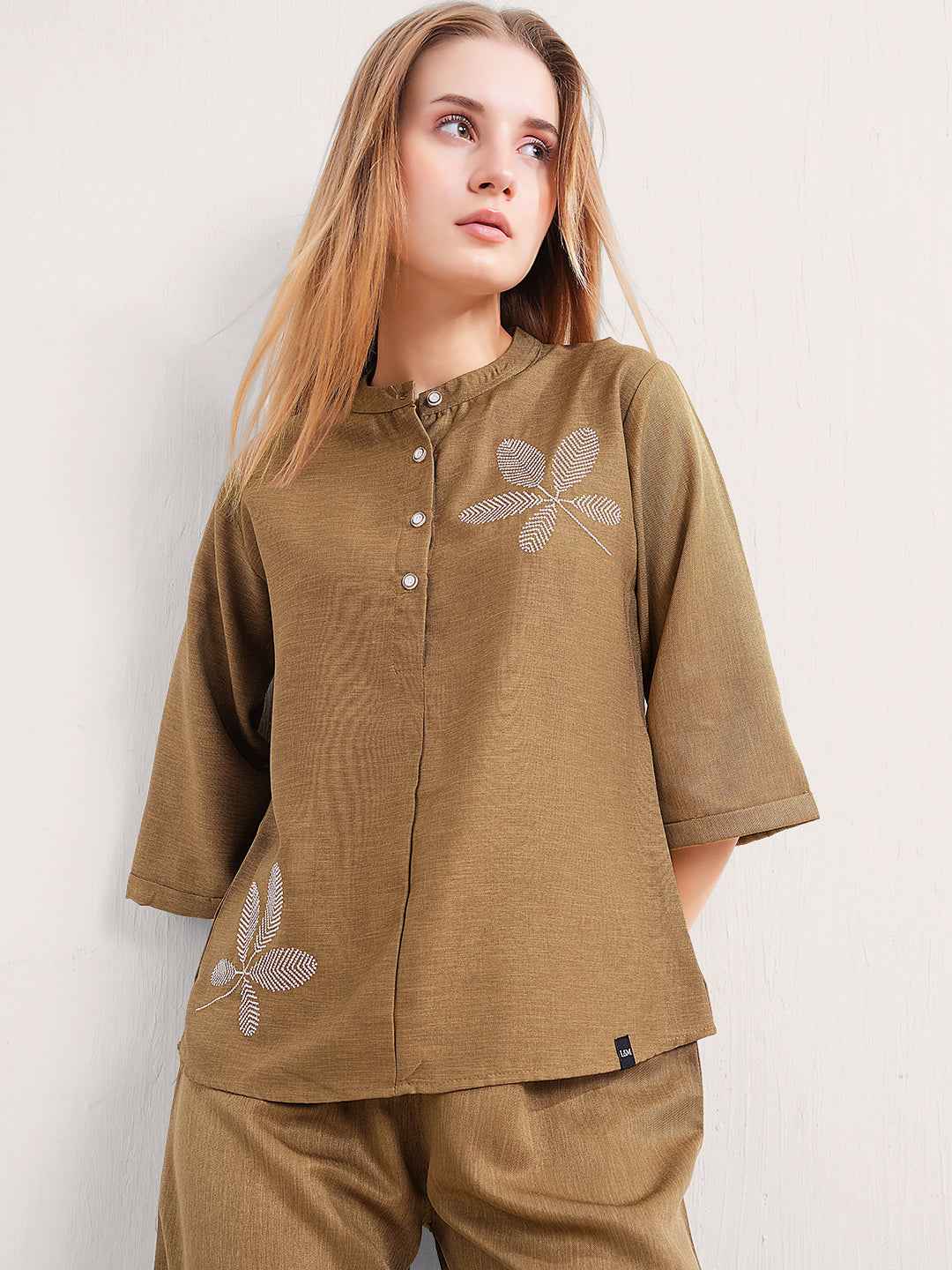 Linen Co-ord Set – Embroidered Top & Relaxed Pants with Side Piping