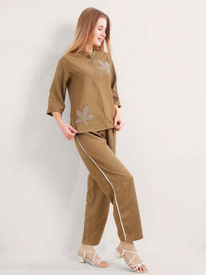 Linen Co-ord Set – Embroidered Top & Relaxed Pants with Side Piping