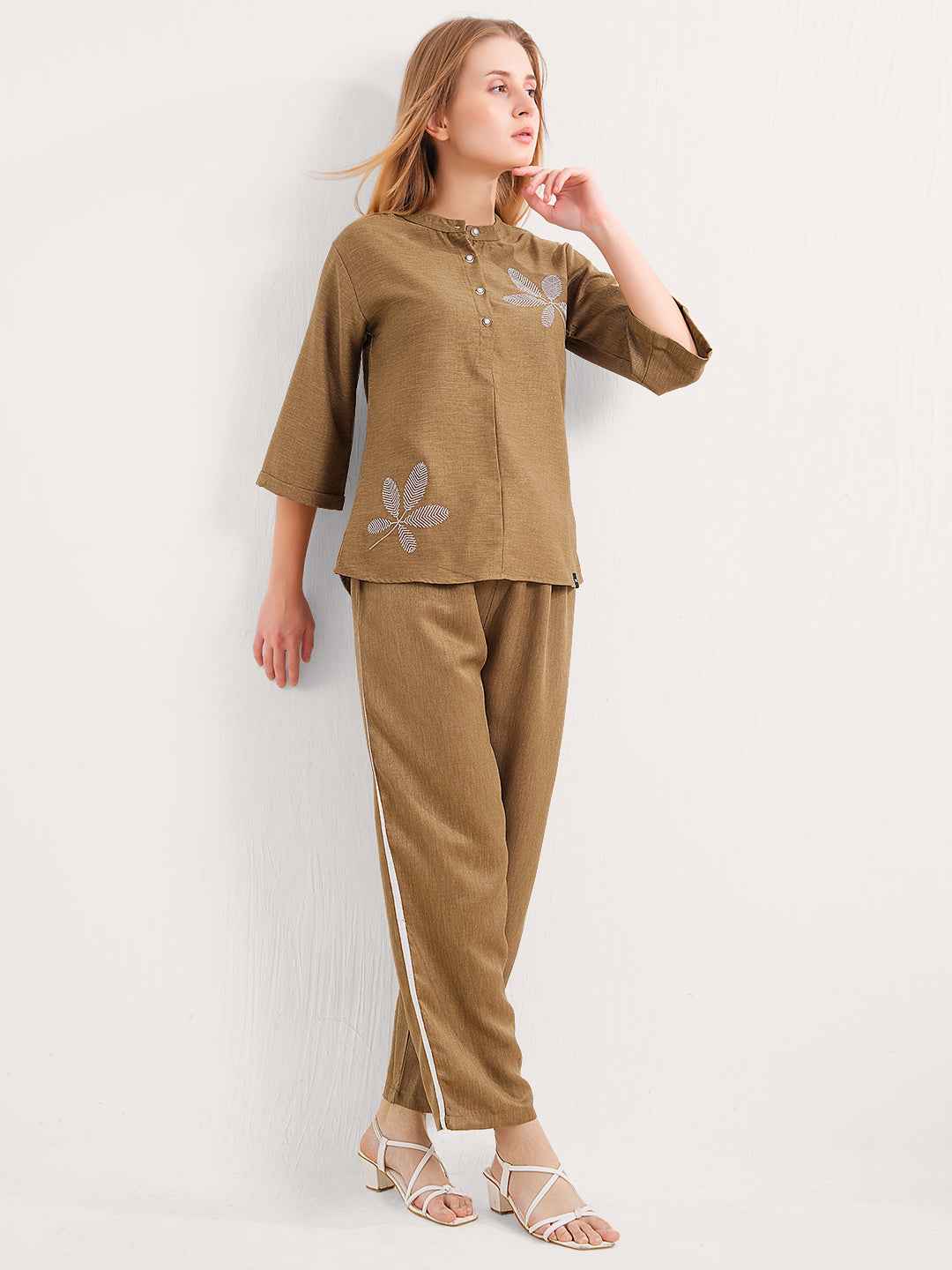 Linen Co-ord Set – Embroidered Top & Relaxed Pants with Side Piping
