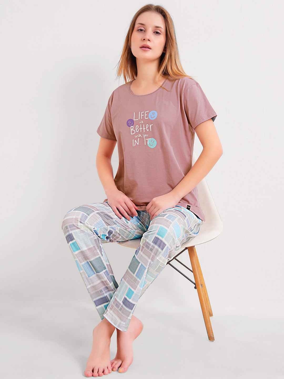 Night Suit – Soft Graphic T-Shirt & Multicolor Check Pajama Set