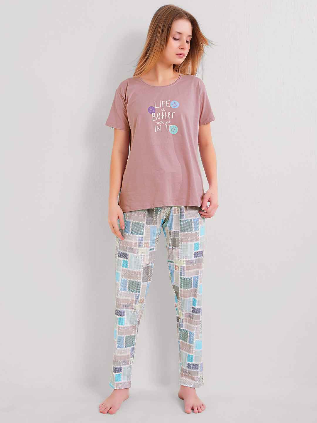 Night Suit – Soft Graphic T-Shirt & Multicolor Check Pajama Set