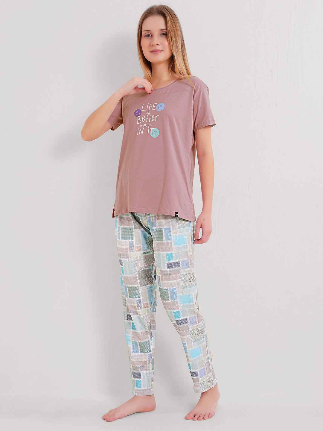 Night Suit – Soft Graphic T-Shirt & Multicolor Check Pajama Set