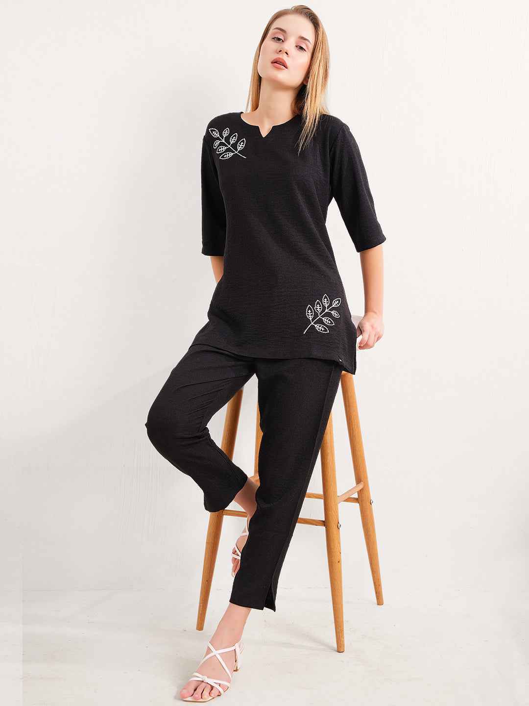 Linen Kurta Set – Black Embroidered Kurta with Straight Pants
